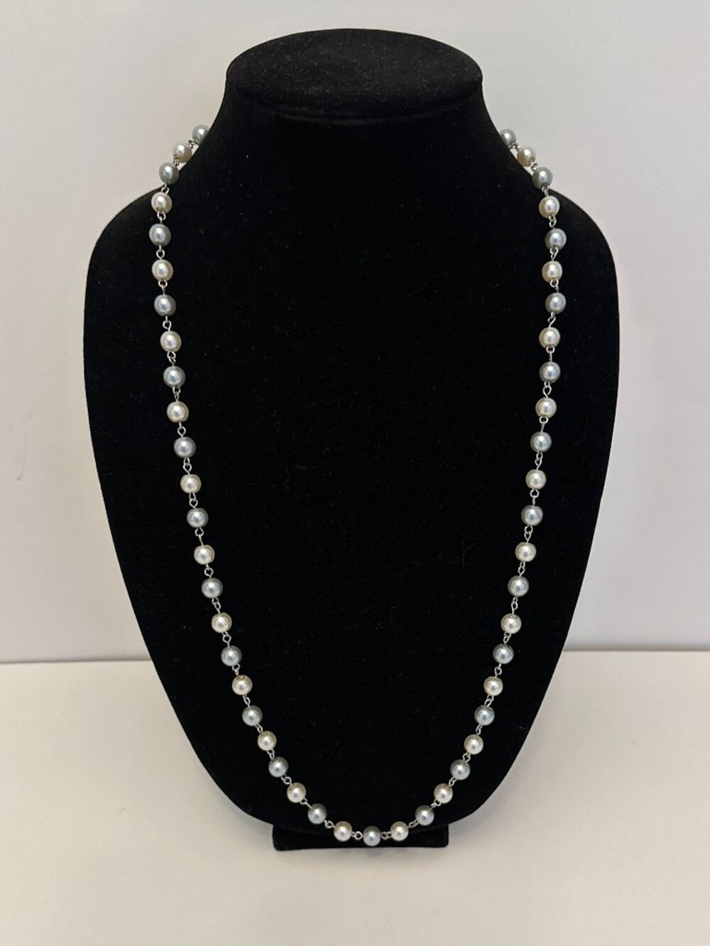 Gray White Faux Pearl Beaded Necklace Silver Tone Coastal Chic